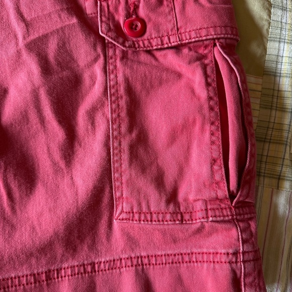 Men’s St. John’s Bay Cargo Shorts‎ 38” Waist - Picture 3 of 9